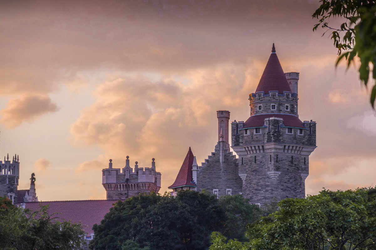 Casa Loma Toronto at sunset